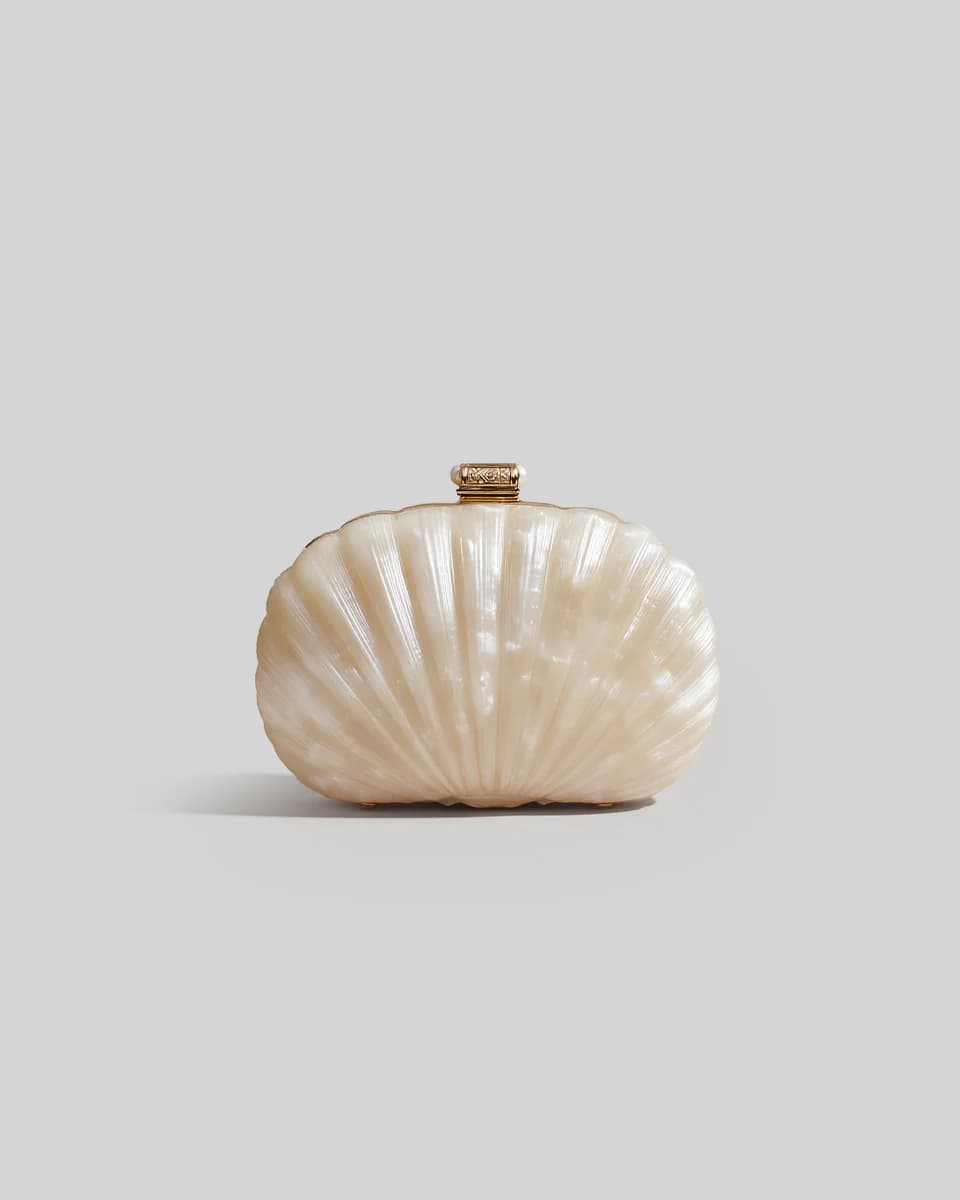 The Shell Clutch - Image 1